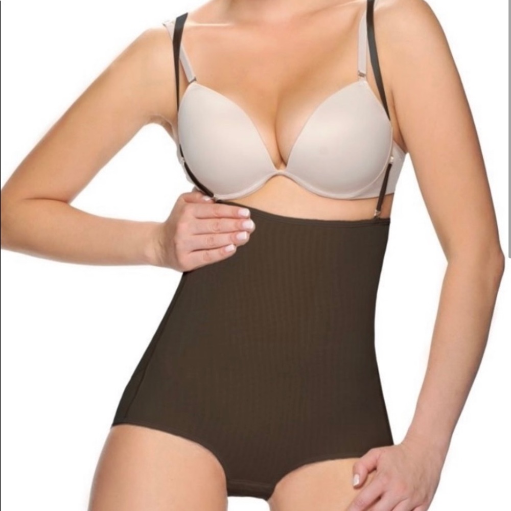 Vendette butt enhancing bodysuit, style 157